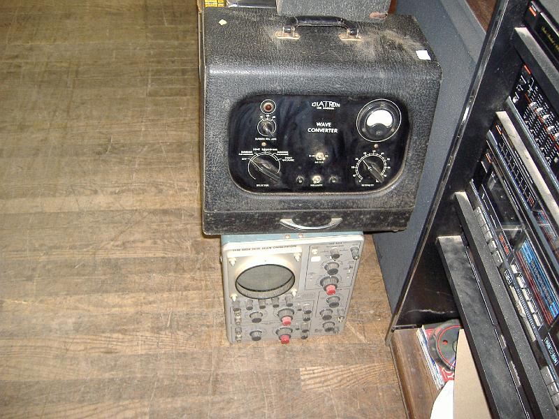 DSCF0617.JPG - Radio Equipment