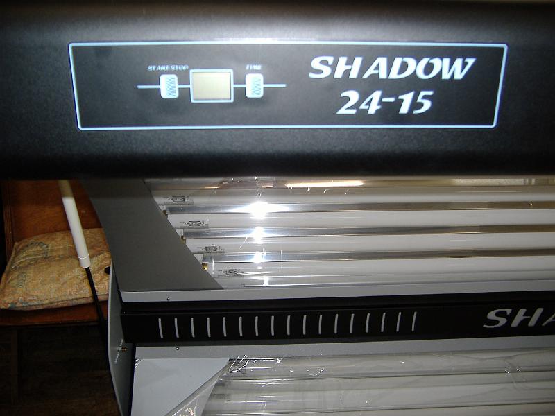 DSCF0848.JPG - Sunny Systems Shadow 24-15 Tanning Bed (New, Never Used)