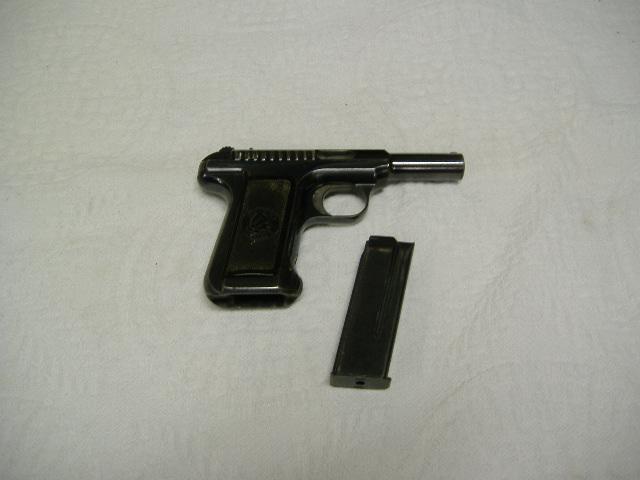DSCF0480.JPG - .32 cal Savage Pistol